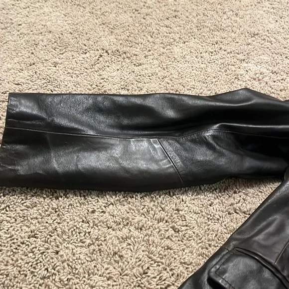 Men’s dark brown leather coat